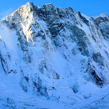 České týmy v severní stěně Grandes Jorasses