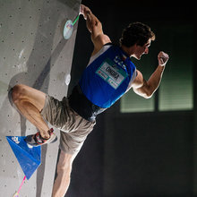 Adam Ondra si zajistil účast na OH v kvalifikačním závodě v Toulouse